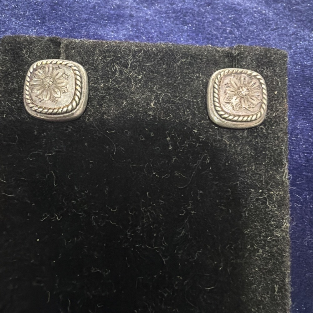 Vintage Silver Tone Rope Square Stud Earrings Flower Retro 1980s Pierced Studs